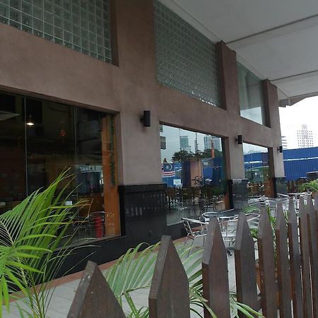 Mandarin Pacific Hotel Kuala Lumpur Exterior photo