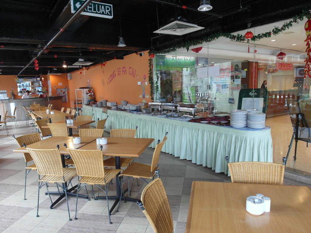Mandarin Pacific Hotel Kuala Lumpur Exterior photo